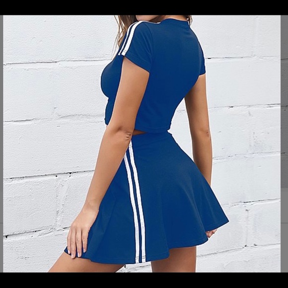 Two piece Set - Picture 2 of 5